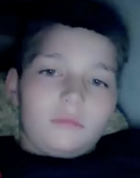 枪杀12岁男孩的前费城警官，将被判8到20年监禁